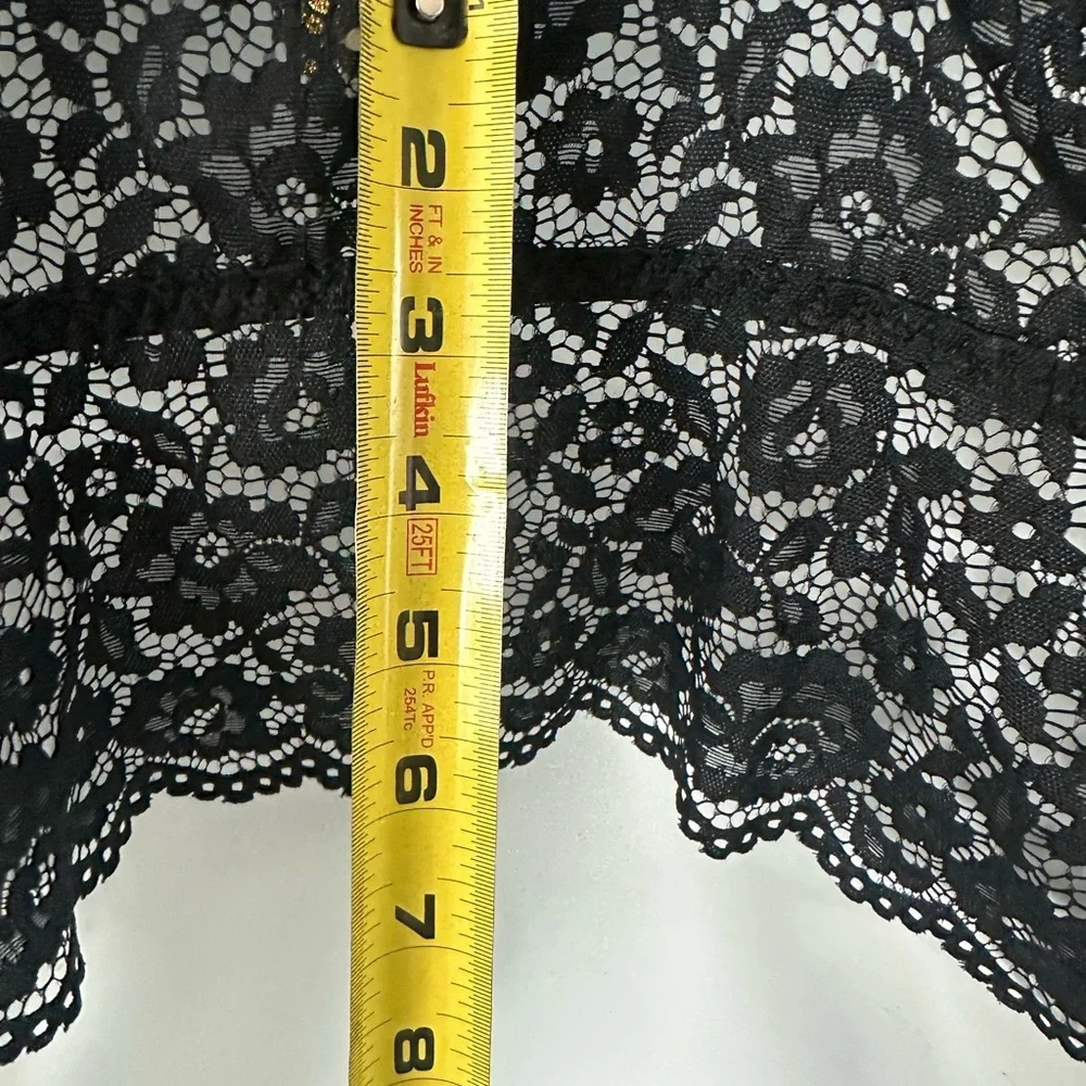 Chic Black Lace‎ Bralette